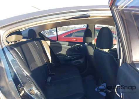 2015 Nissan Versa 1.6 Sv from USA, damaged, VIN 3N1CN7AP7FL806581